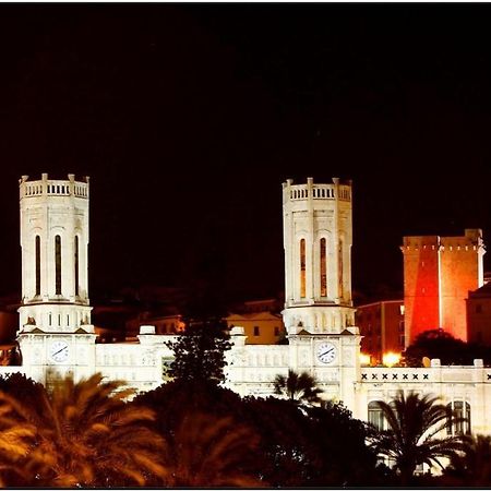 Extravaganza Apartment Cagliari Dış mekan fotoğraf